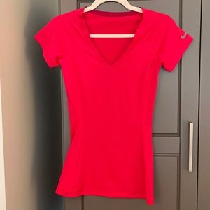 Nike Pro Tee